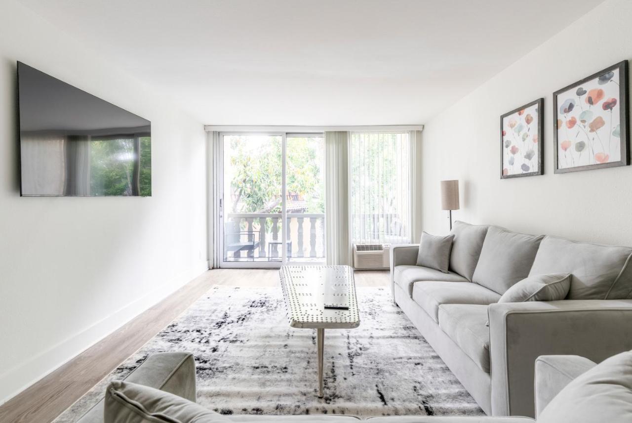 New Luxury Apartment Weho Boys Town ลอสแอนเจลิส ภายนอก รูปภาพ